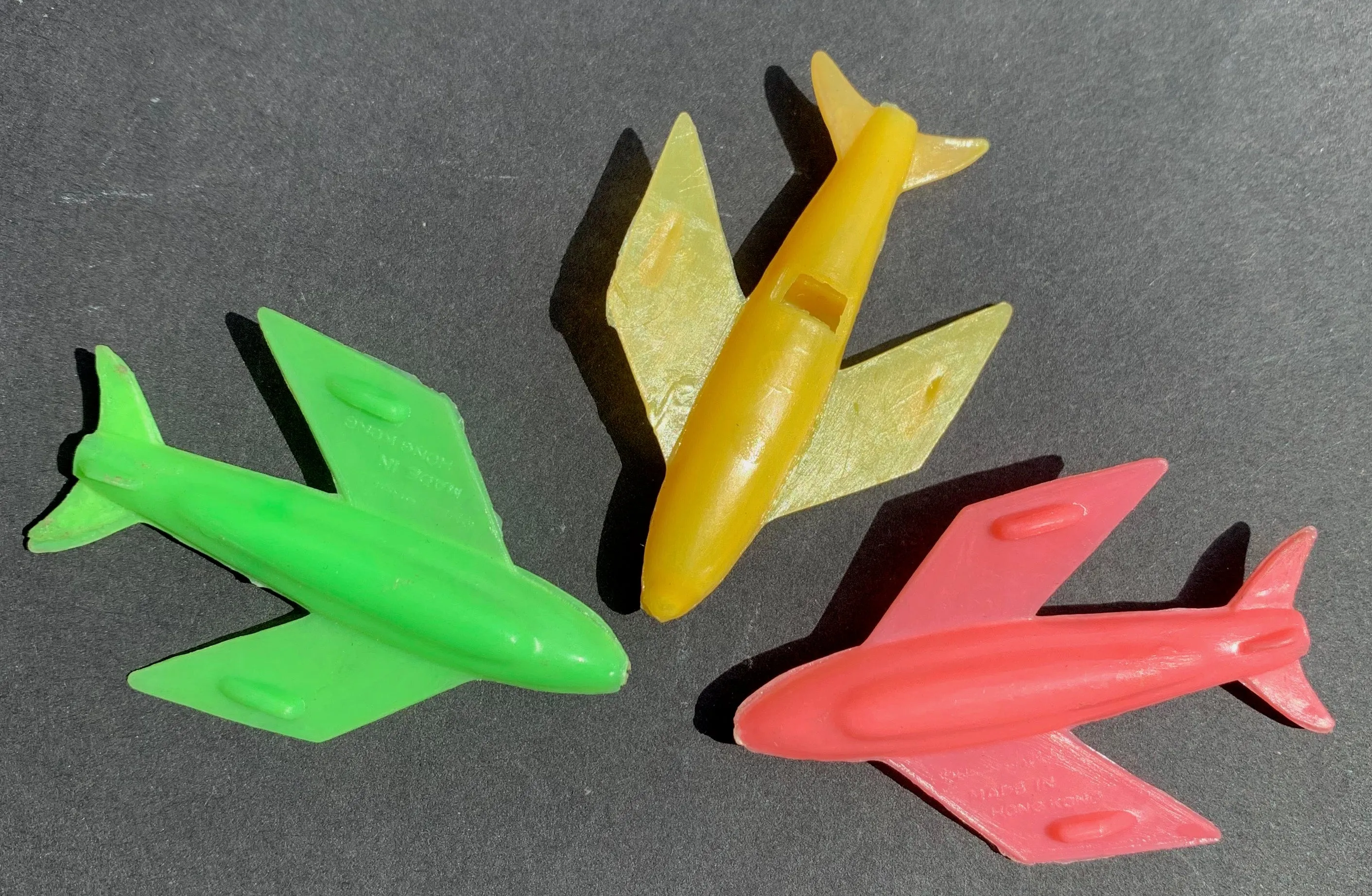 3 Bright Vintage Aeroplane Whistles, 5cm long, Suitably loud Whistle..