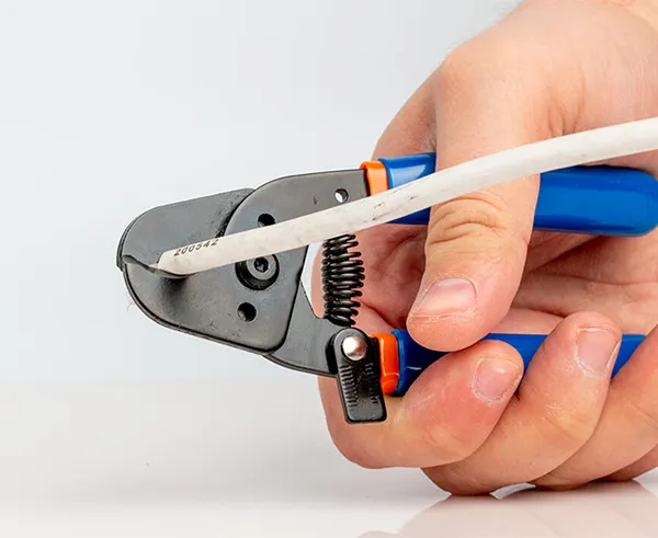 Compact Cable Cutter