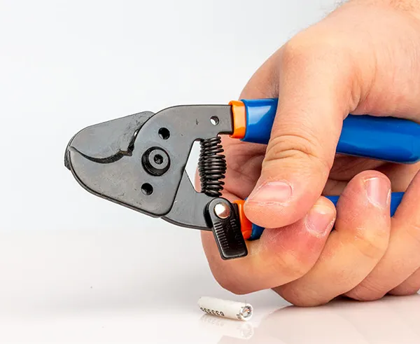 Compact Cable Cutter